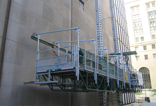 Mast Climber with Non-Swinging Mounted Monorail Hoist | Copyright: Hydro Mobile