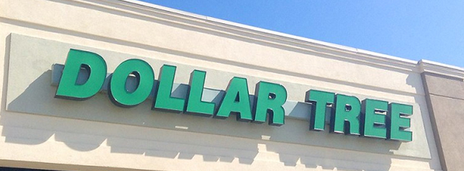 Dollar Tree building sign